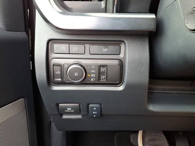 Certified 2024 Ford F250 Lariat w/ Lariat Ultimate Package AWD/4WD image 25