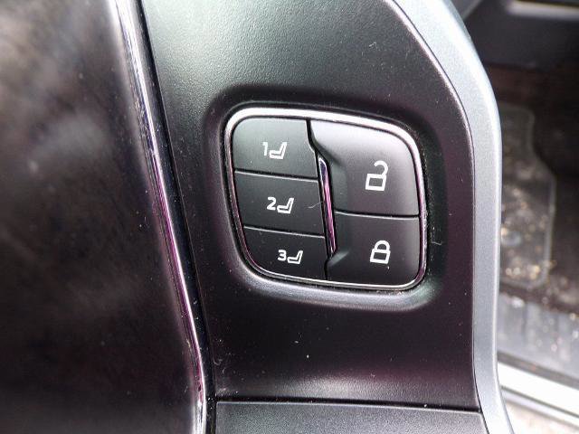 Certified 2022 Ford F150 Lariat w/ Max Trailer Tow Package image 17