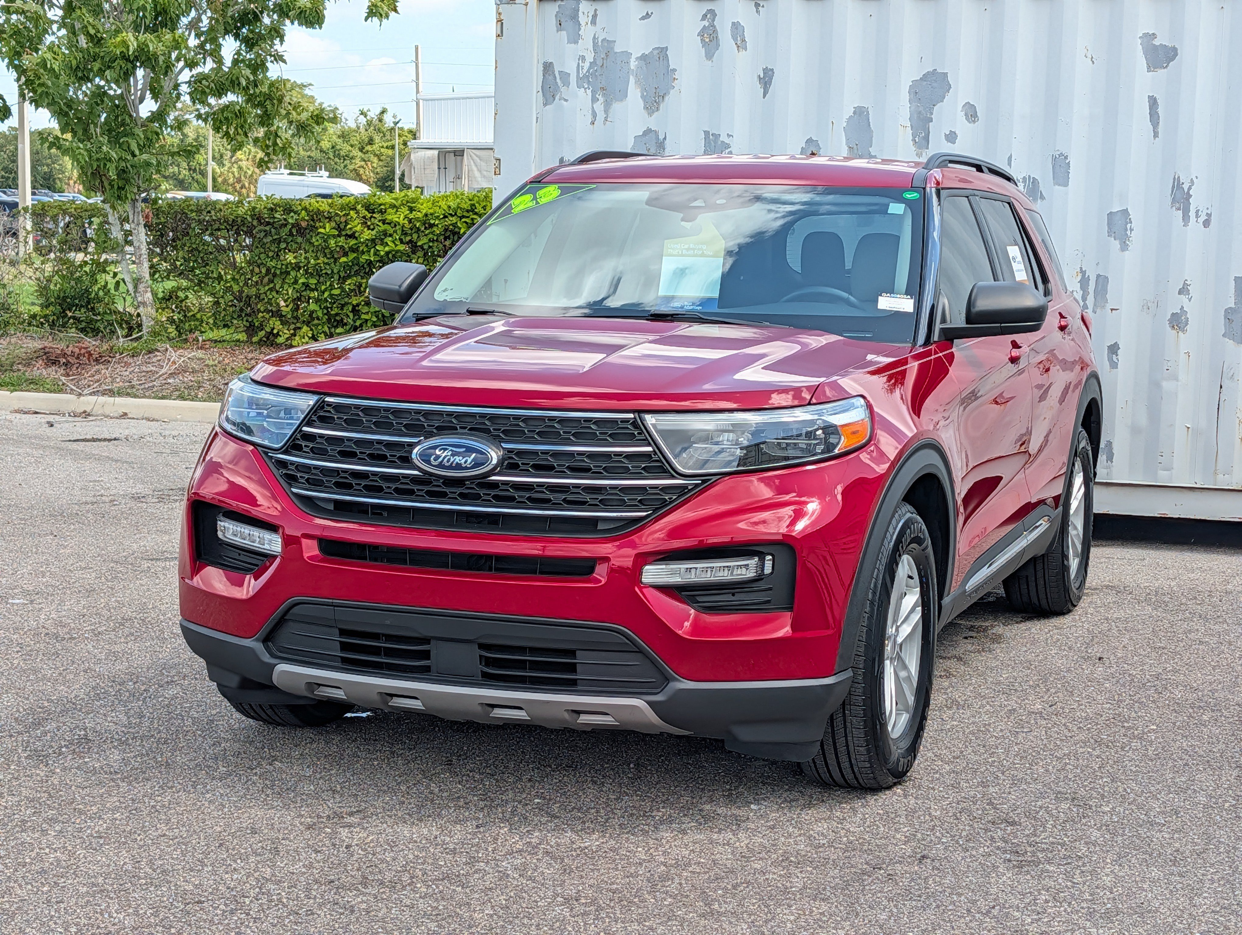 Certified 2023 Ford Explorer XLT w/ Equipment Group 202A RWD image 8