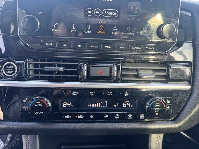 Used 2024 Nissan Pathfinder Platinum w/ Cargo Package image 22