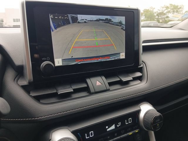 Used 2024 Toyota RAV4 XLE FWD image 10
