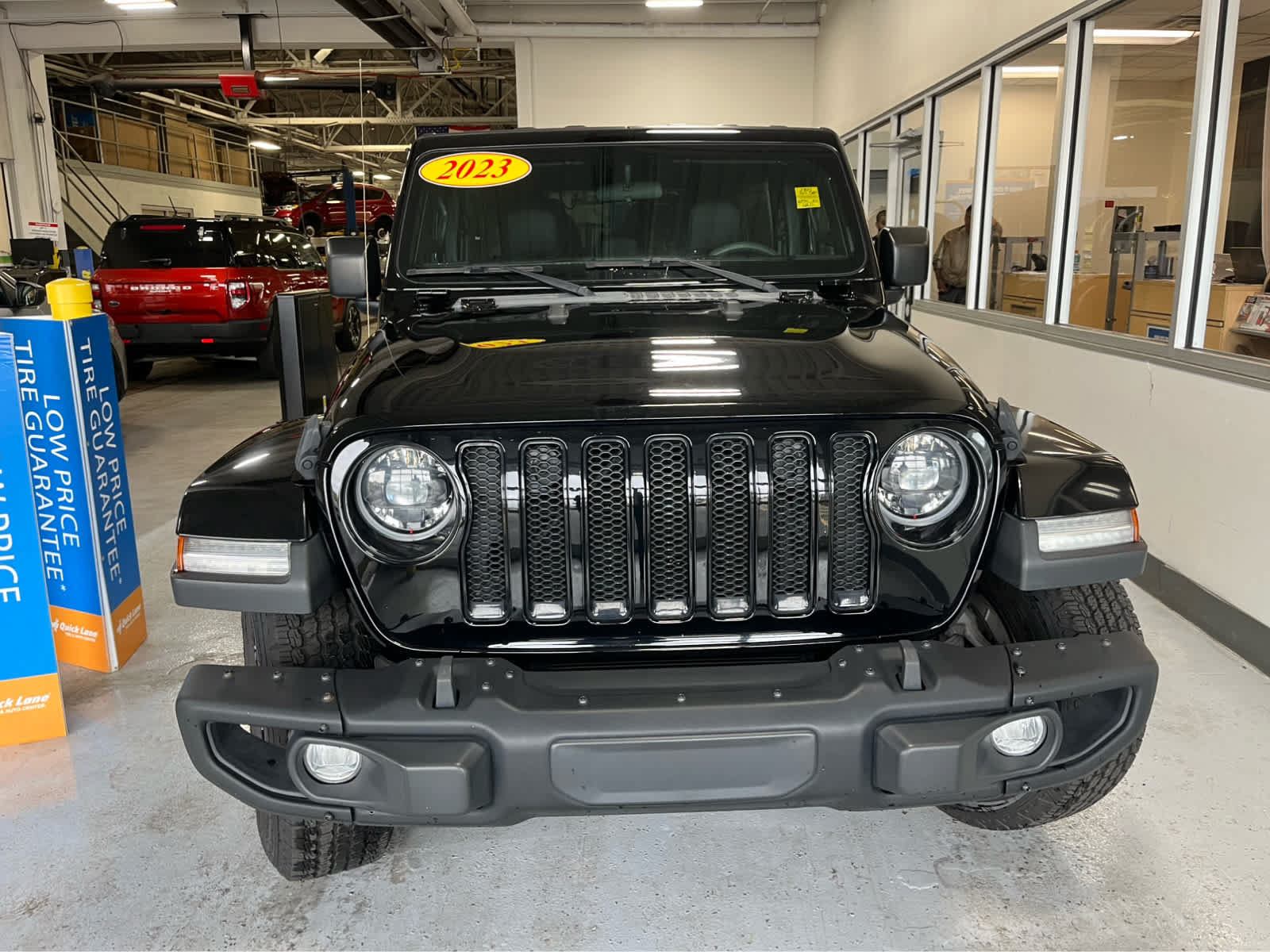 Used 2023 Jeep Wrangler Unlimited Sport AWD/4WD image 2