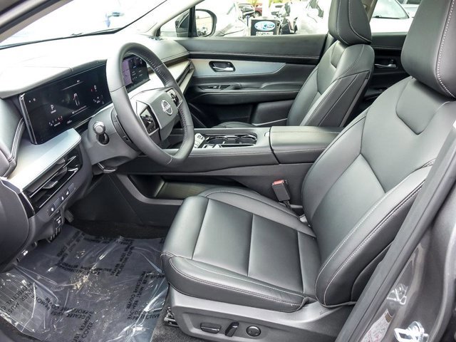 Used 2025 Nissan Murano SL AWD/4WD image 13