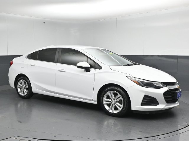 Used 2019 Chevrolet Cruze LT w/ Convenience Package