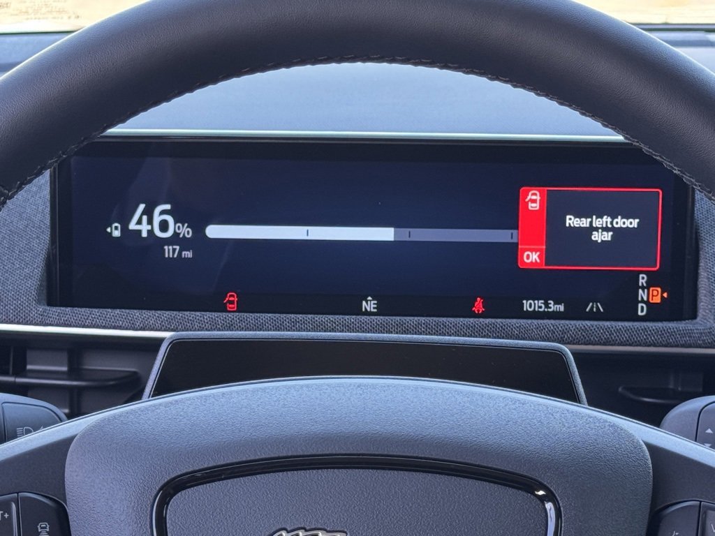 Certified 2025 Ford Mustang Mach-E Premium image 21