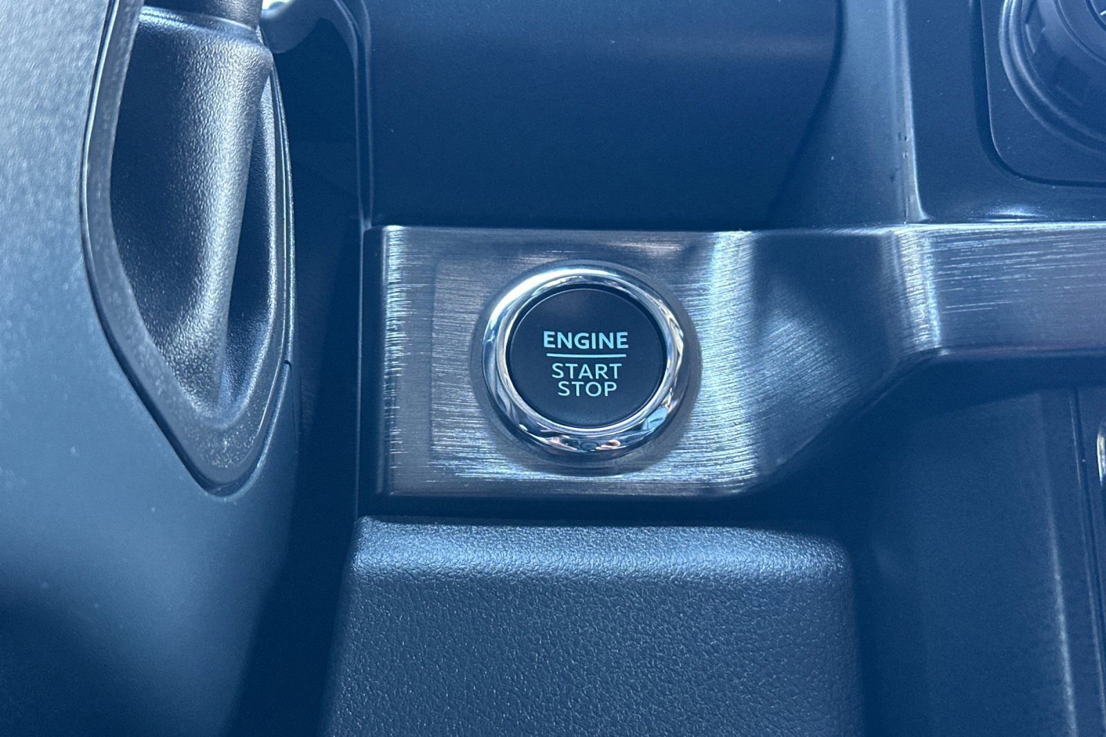 Certified 2024 Ford F250 Lariat w/ Lariat Ultimate Package image 35