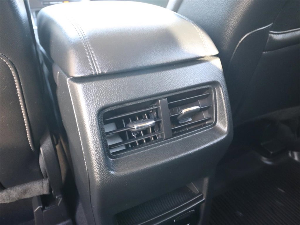 Certified 2022 Ford Edge SEL w/ Convenience Package image 12