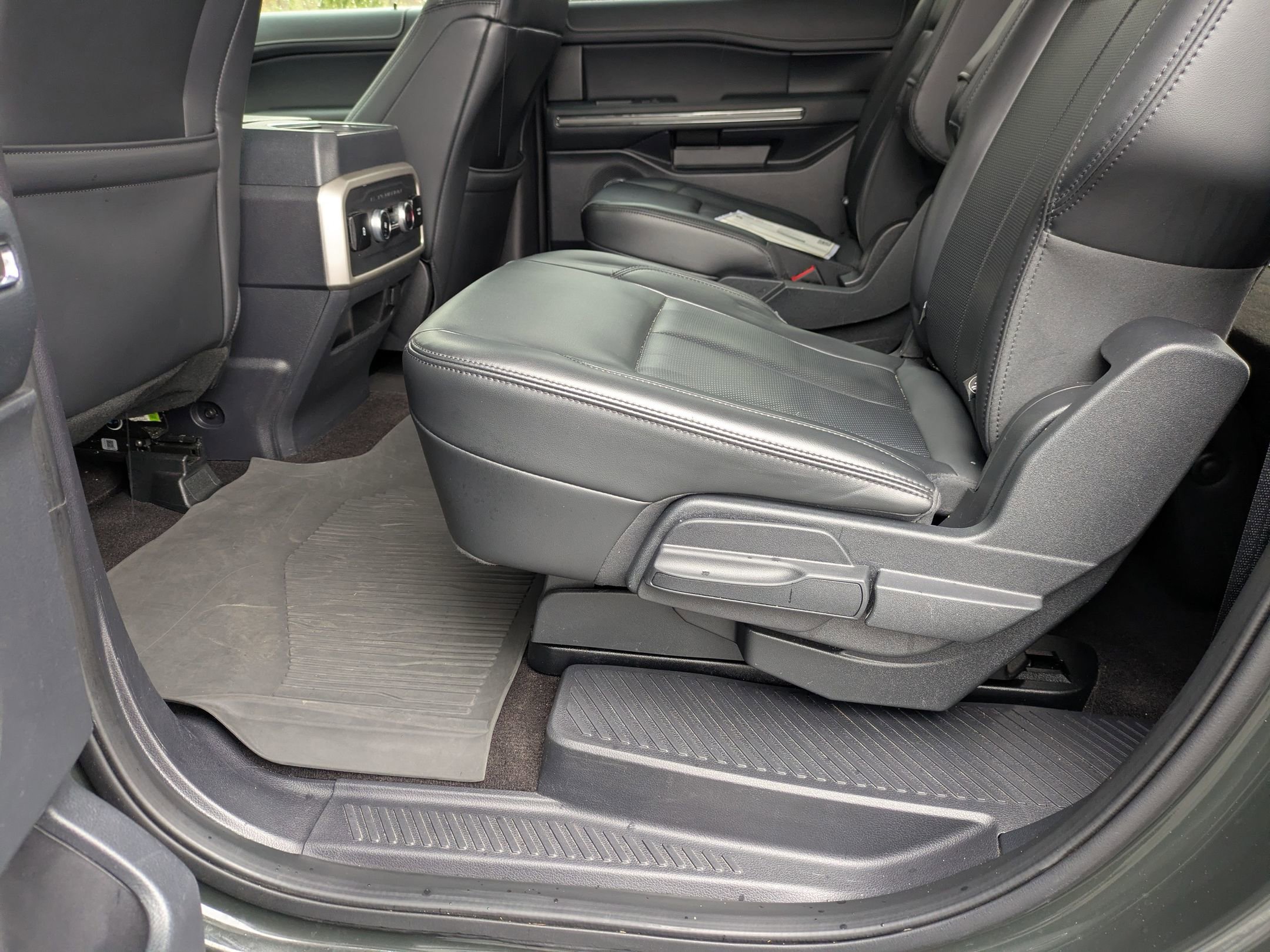 Certified 2023 Ford Expedition Max XLT image 29