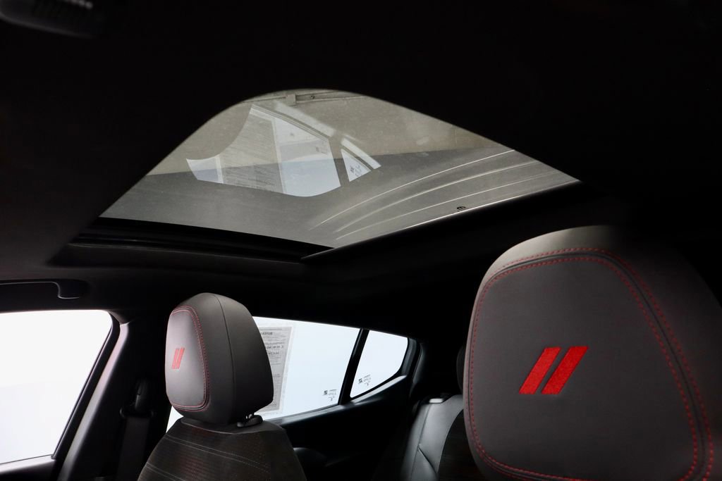 Used 2024 Dodge Hornet R/T Plus AWD/4WD image 37