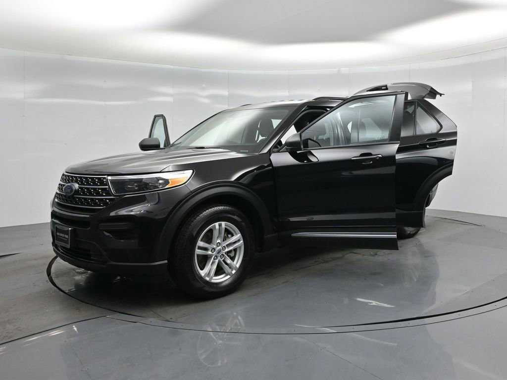 Certified 2022 Ford Explorer XLT image 52