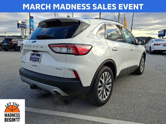 Certified 2022 Ford Escape Titanium w/ Class II Trailer Tow Package image 10