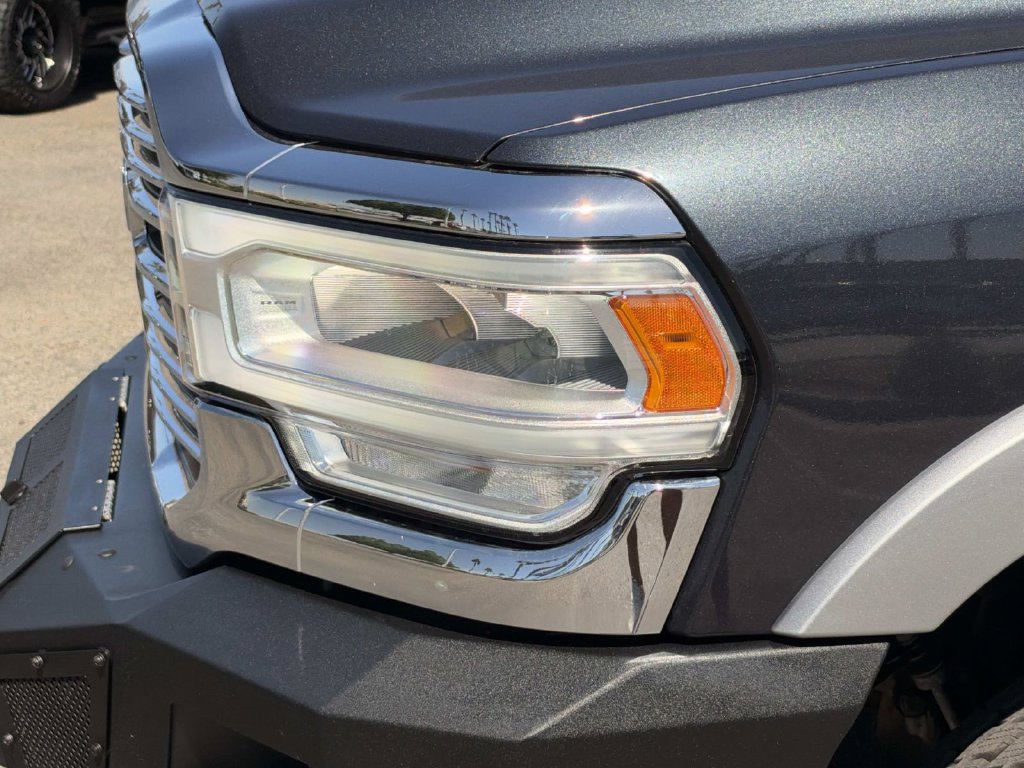 Used 2022 RAM 3500 Laramie AWD/4WD image 10