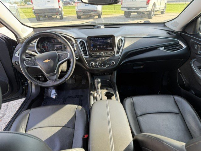 Used 2020 Chevrolet Malibu LT w/ Leather Package FWD image 27