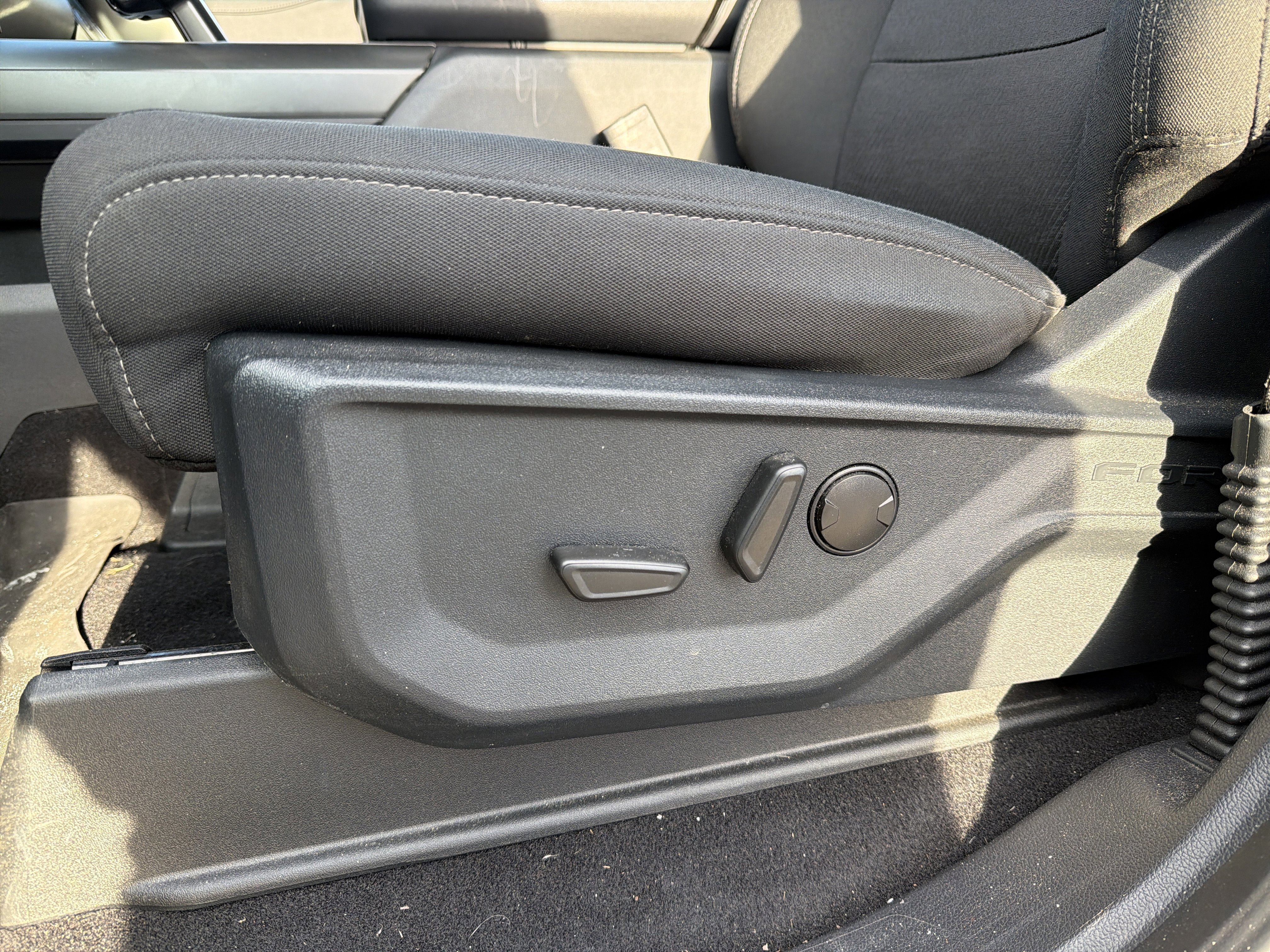 Certified 2024 Ford F150 XLT w/ Equipment Group 302A MID image 27