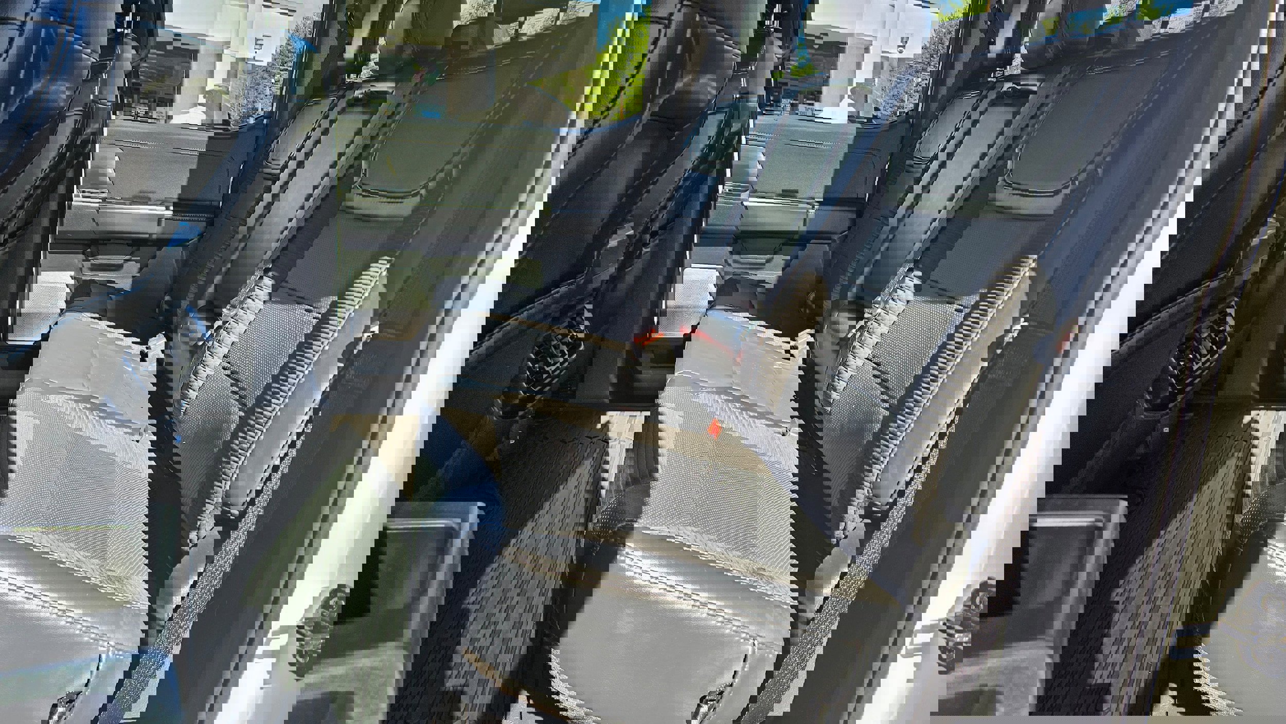 Certified 2023 Ford F150 Raptor w/ Raptor 37 Performance Package image 11