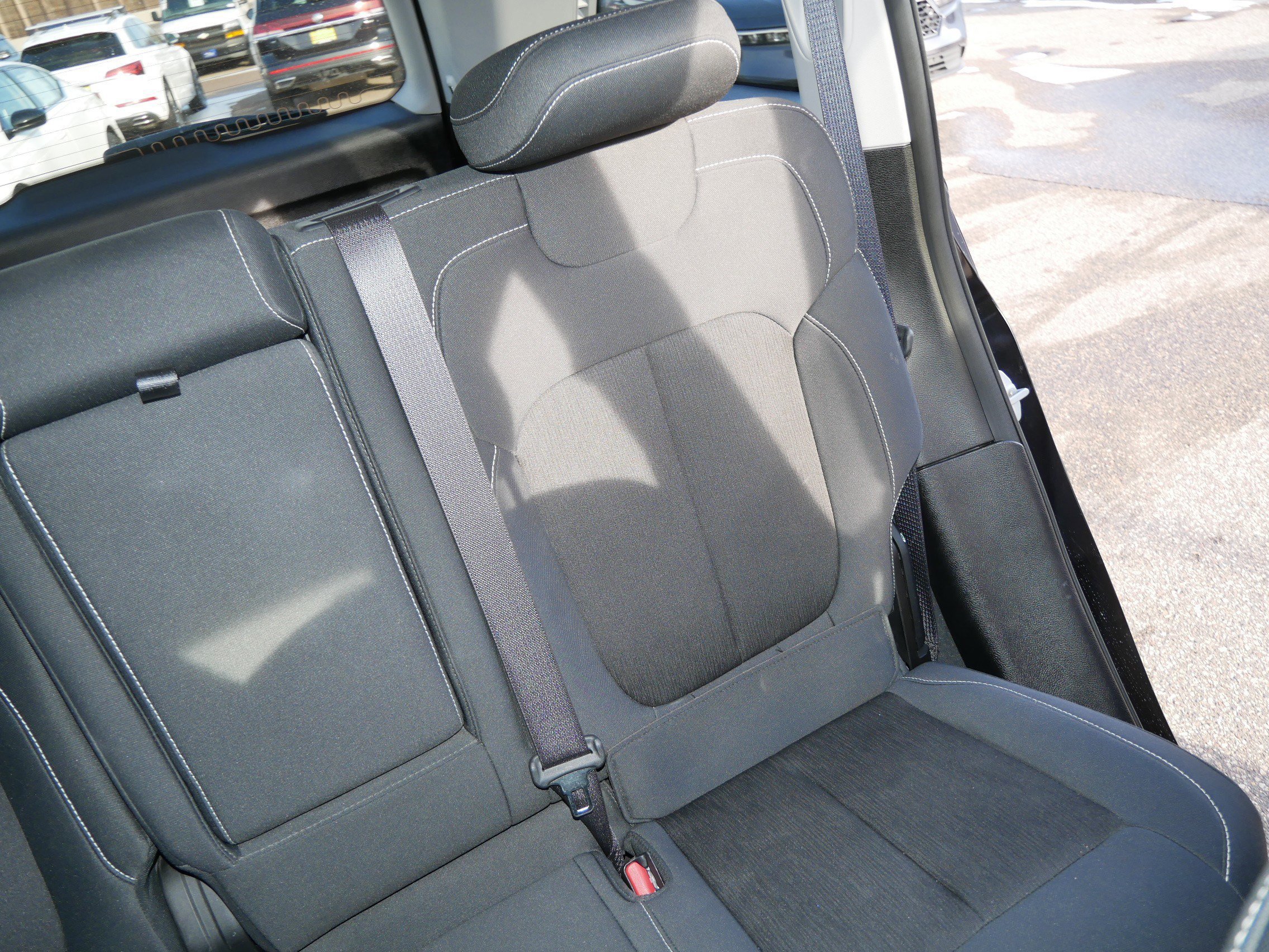 Used 2023 Jeep Grand Cherokee Laredo w/ Luxury Tech Group I image 14