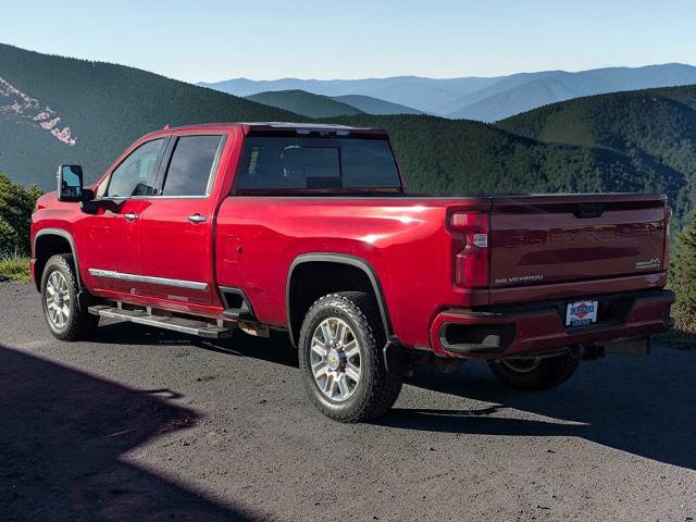 Used 2024 Chevrolet Silverado 2500 High Country w/ Technology Package image 5