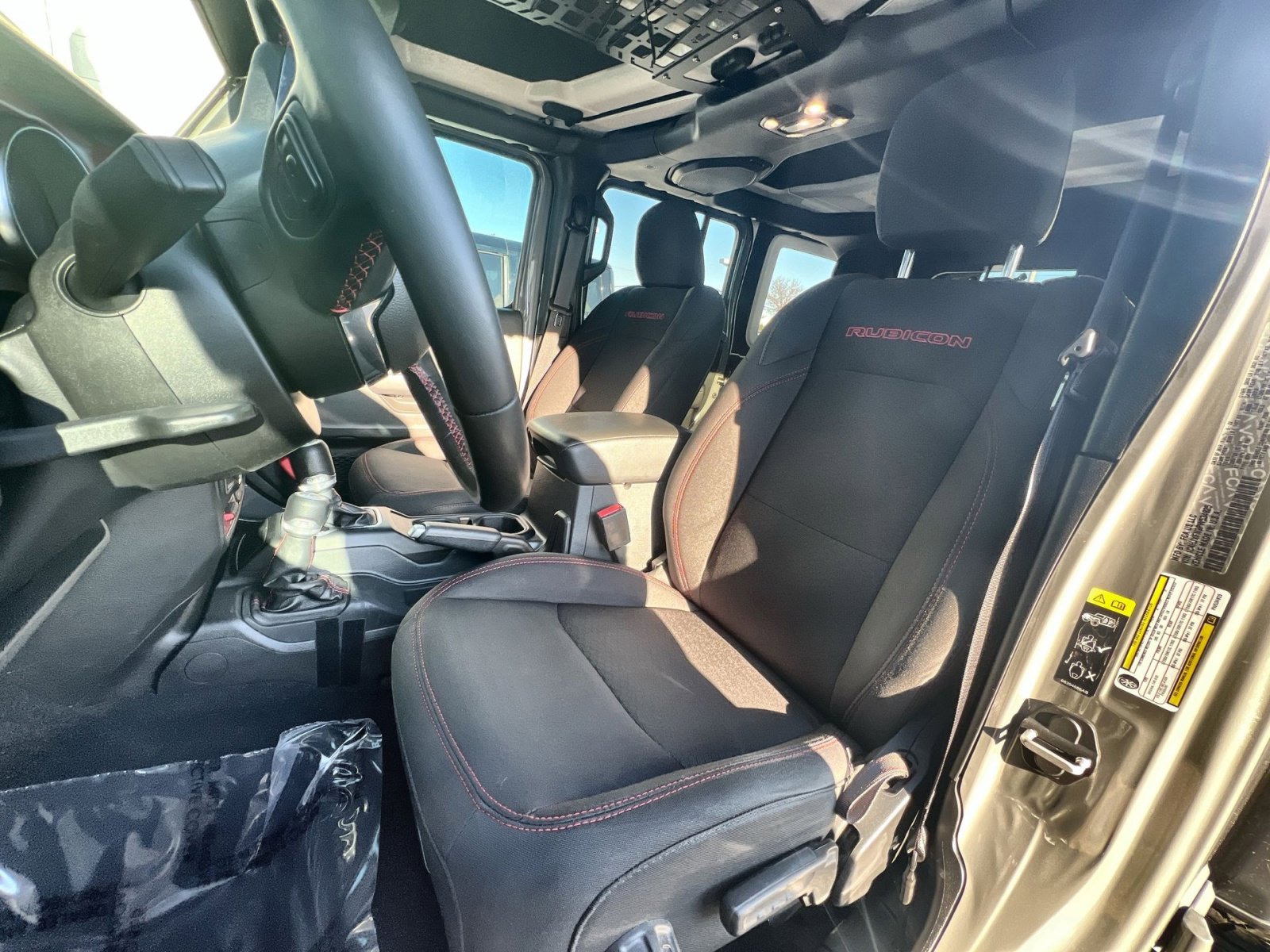 Used 2023 Jeep Wrangler Unlimited Rubicon w/ Steel Bumper Group image 13