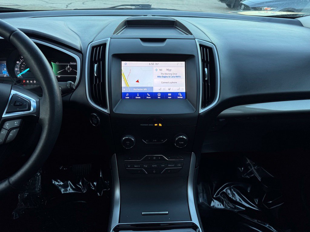 Certified 2020 Ford Edge SEL w/ Convenience Package AWD/4WD image 2