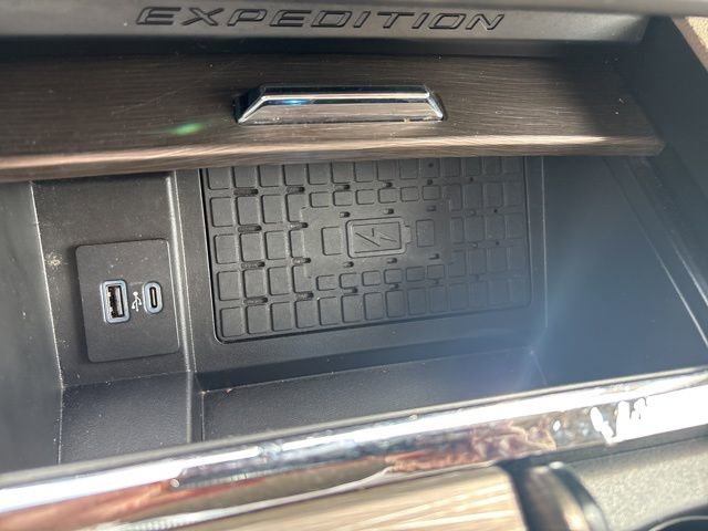 Certified 2024 Ford Expedition Limited AWD/4WD image 22