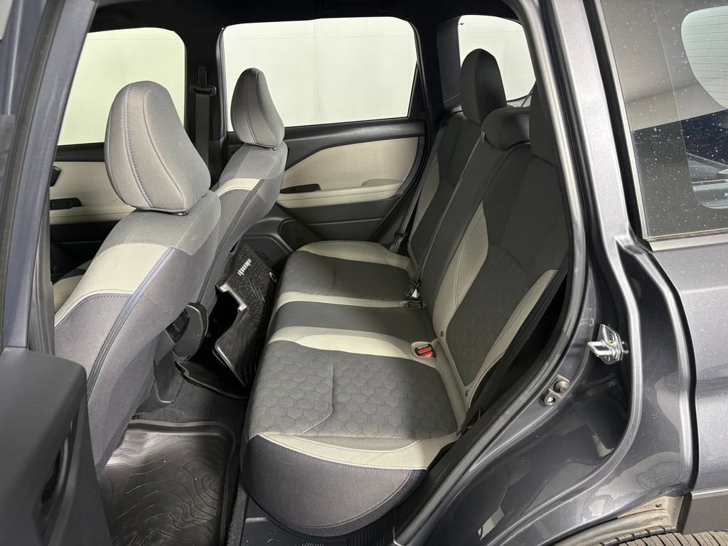 Used 2025 Subaru Forester AWD/4WD image 25