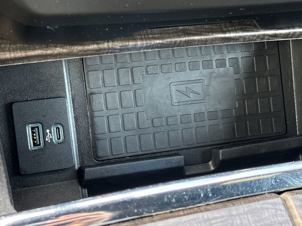 Certified 2021 Ford Expedition Max Limited image 25