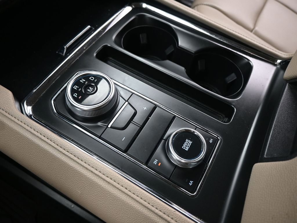 Certified 2024 Ford Expedition Max XLT image 45