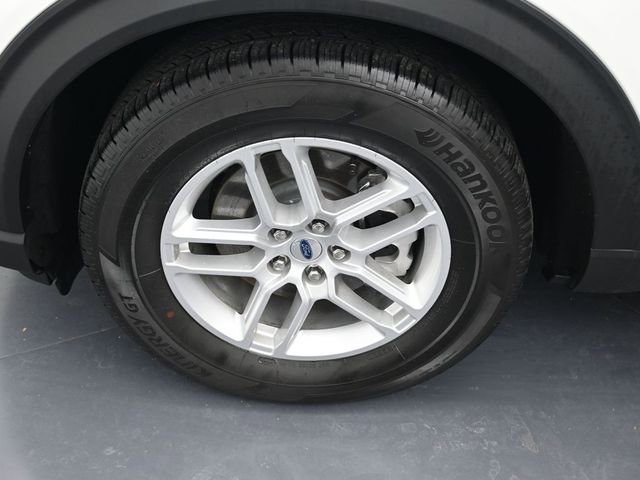 Certified 2025 Ford Explorer Active image 9