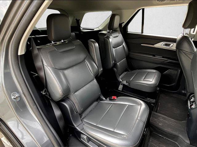 Certified 2025 Ford Explorer Active w/ Active Comfort Package RWD image 24