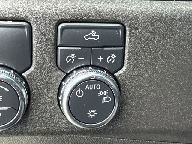 Used 2023 GMC Sierra 1500 SLE RWD image 38