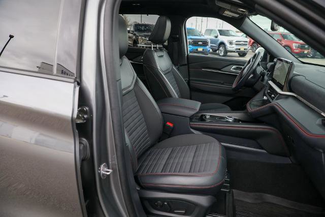 Certified 2025 Ford Explorer ST-Line w/ Premium Package image 39