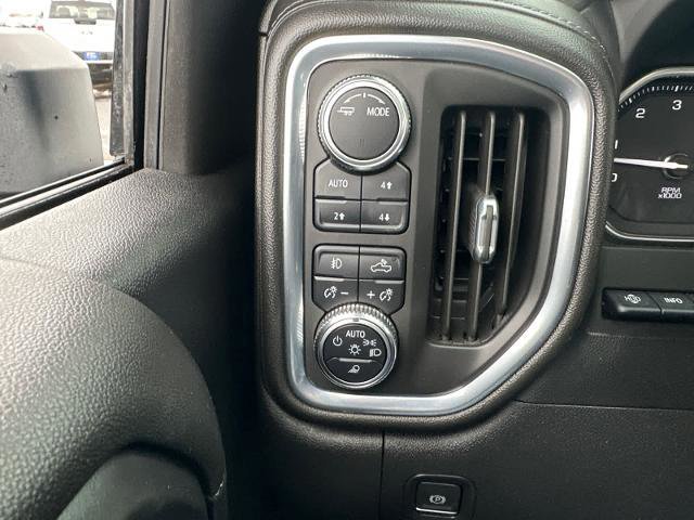 Used 2022 GMC Sierra 3500 Denali w/ Denali Ultimate Package image 24