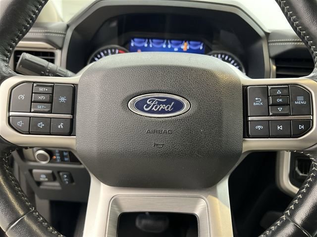 Certified 2023 Ford Expedition XLT image 3