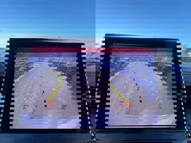 Used 2023 Jeep Compass Latitude image 10