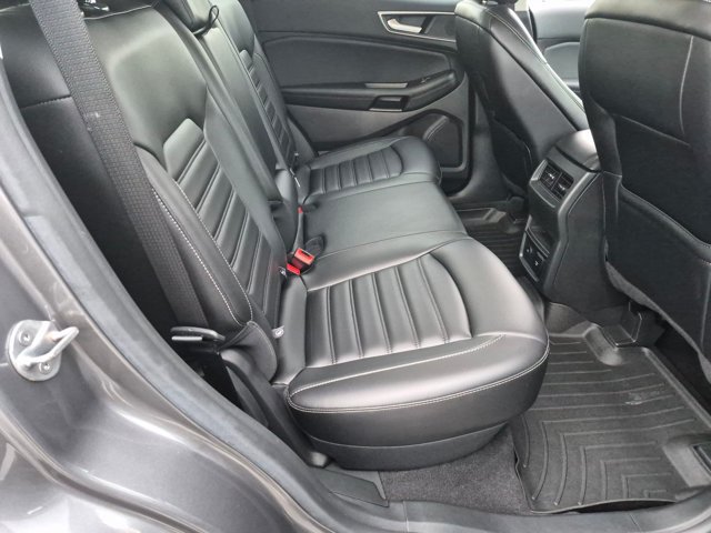 Certified 2024 Ford Edge SEL w/ Convenience Package AWD/4WD image 18