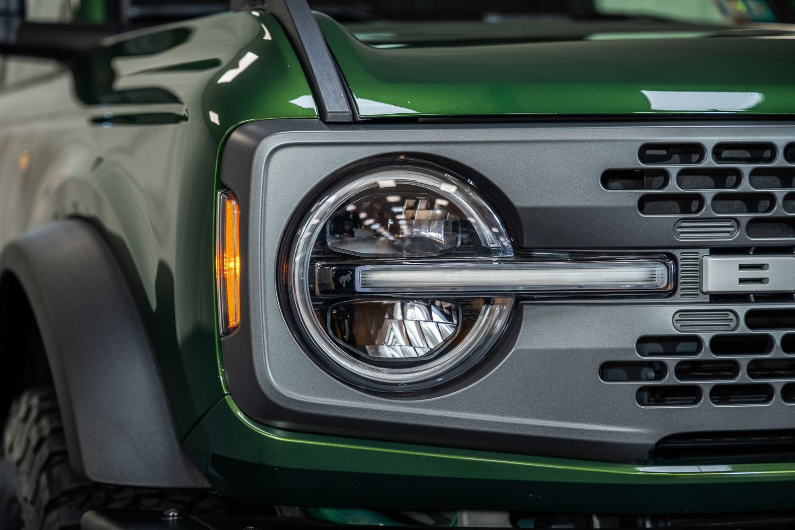 Certified 2024 Ford Bronco Badlands AWD/4WD image 11