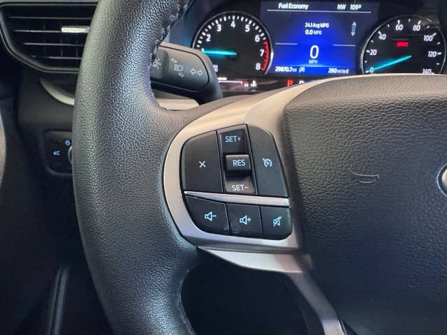 Certified 2024 Ford Explorer XLT RWD image 17