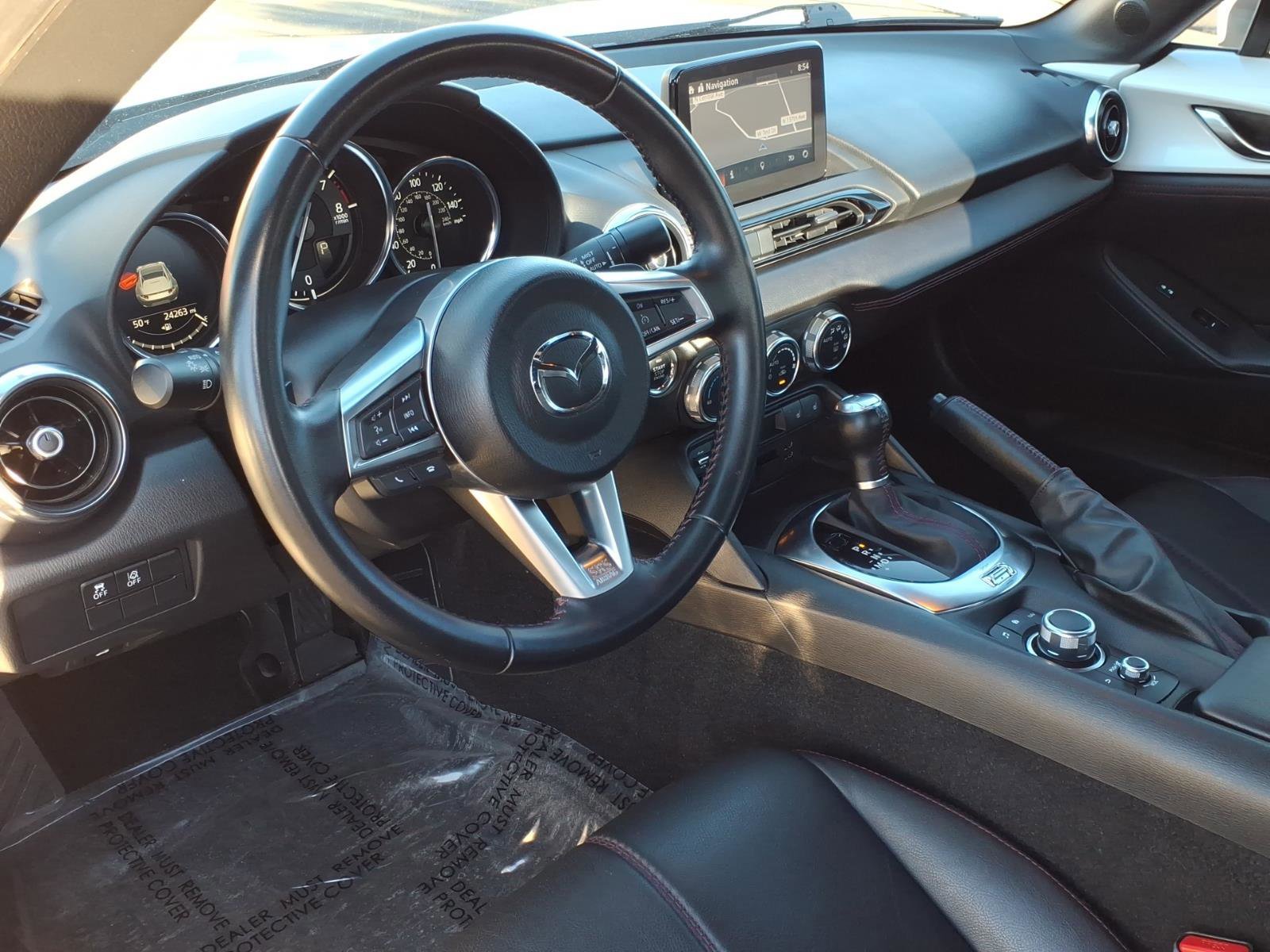 Used 2019 MAZDA MX-5 Miata RF Grand Touring image 15