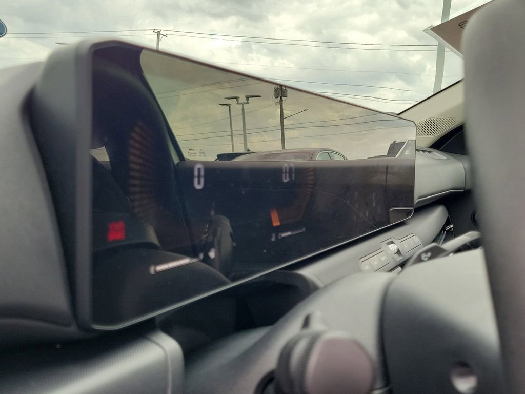 Used 2025 Kia K4 LXS image 22