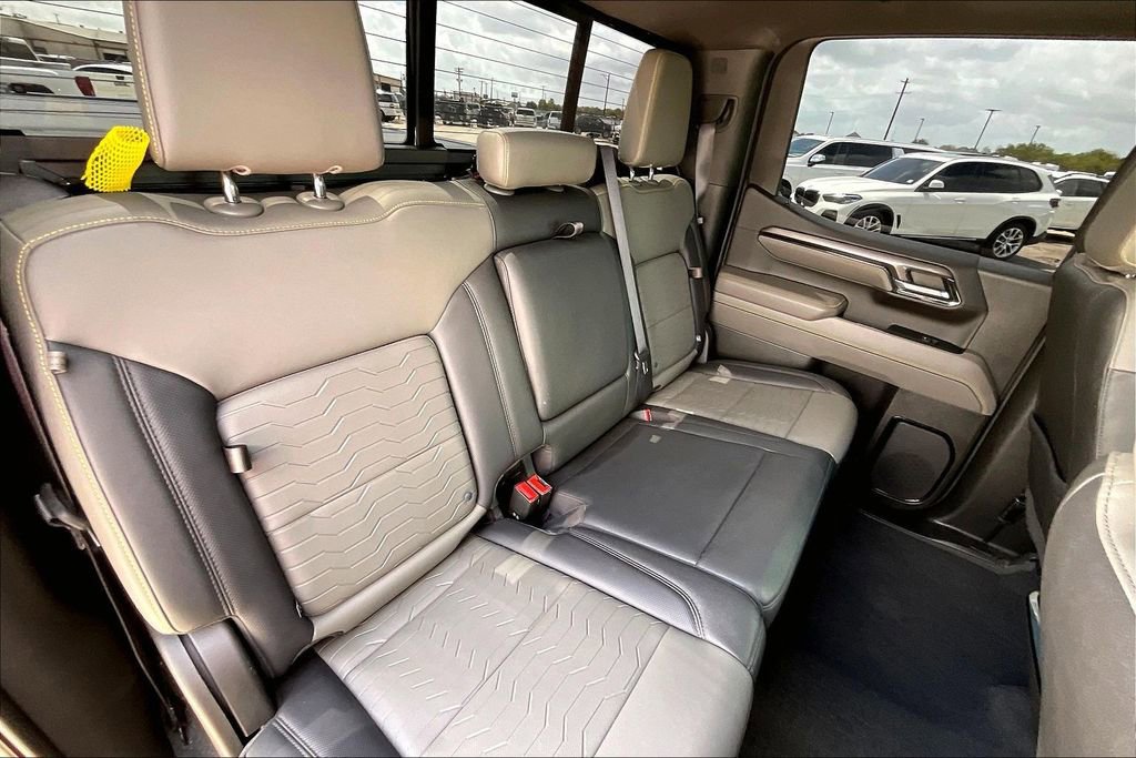 Used 2022 Chevrolet Silverado 1500 ZR2 w/ Technology Package AWD/4WD image 19