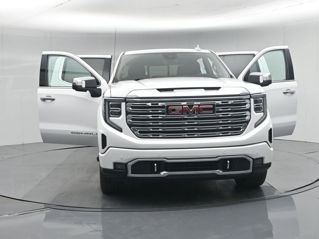 Used 2024 GMC Sierra 1500 Denali w/ Denali Reserve Package AWD/4WD image 34
