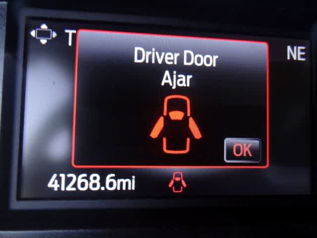 Certified 2021 Ford F250 XLT w/ XLT Premium Package AWD/4WD image 18