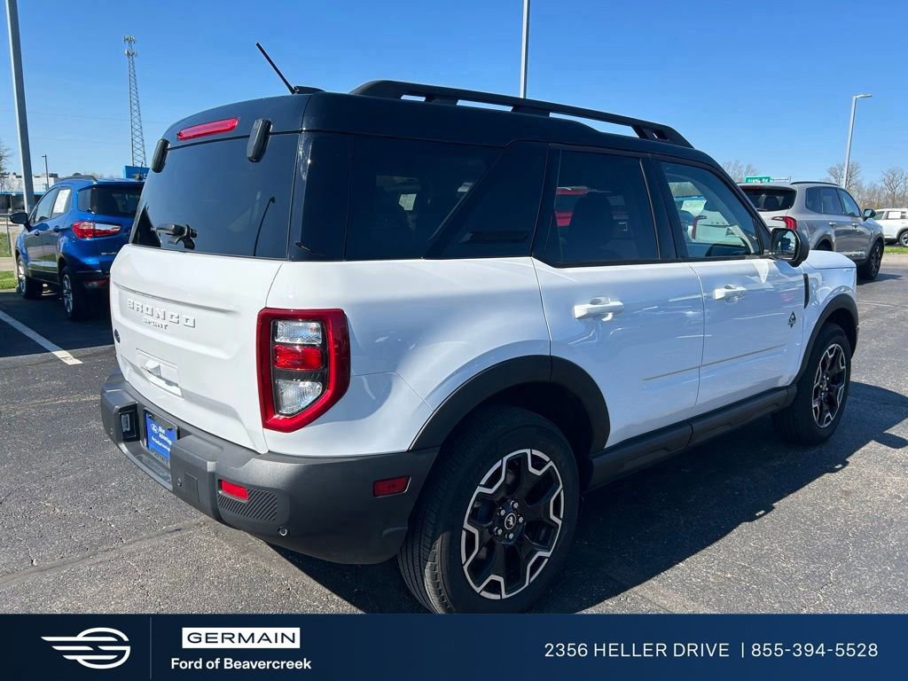 Certified 2025 Ford Bronco Sport Outer Banks w/ Outer Banks Tech Package+ AWD/4WD image 4