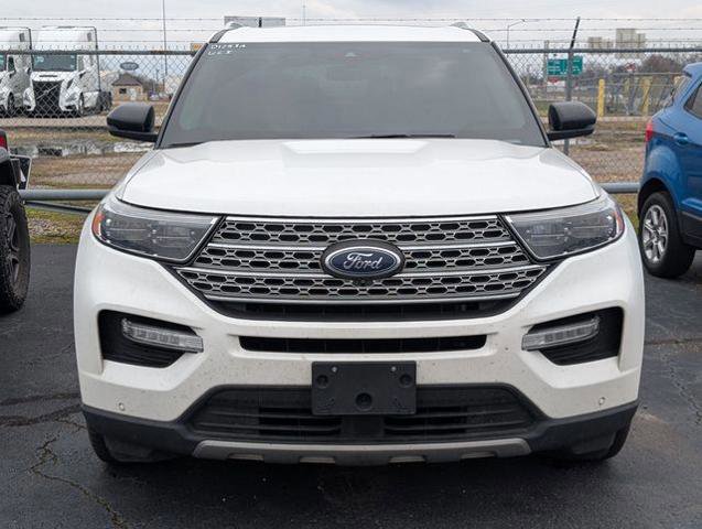 Certified 2022 Ford Explorer Limited w/ Equipment Group 301A image 6