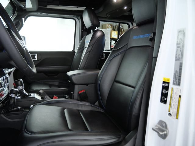 Used 2024 Jeep Wrangler Unlimited Rubicon 4xe AWD/4WD image 17