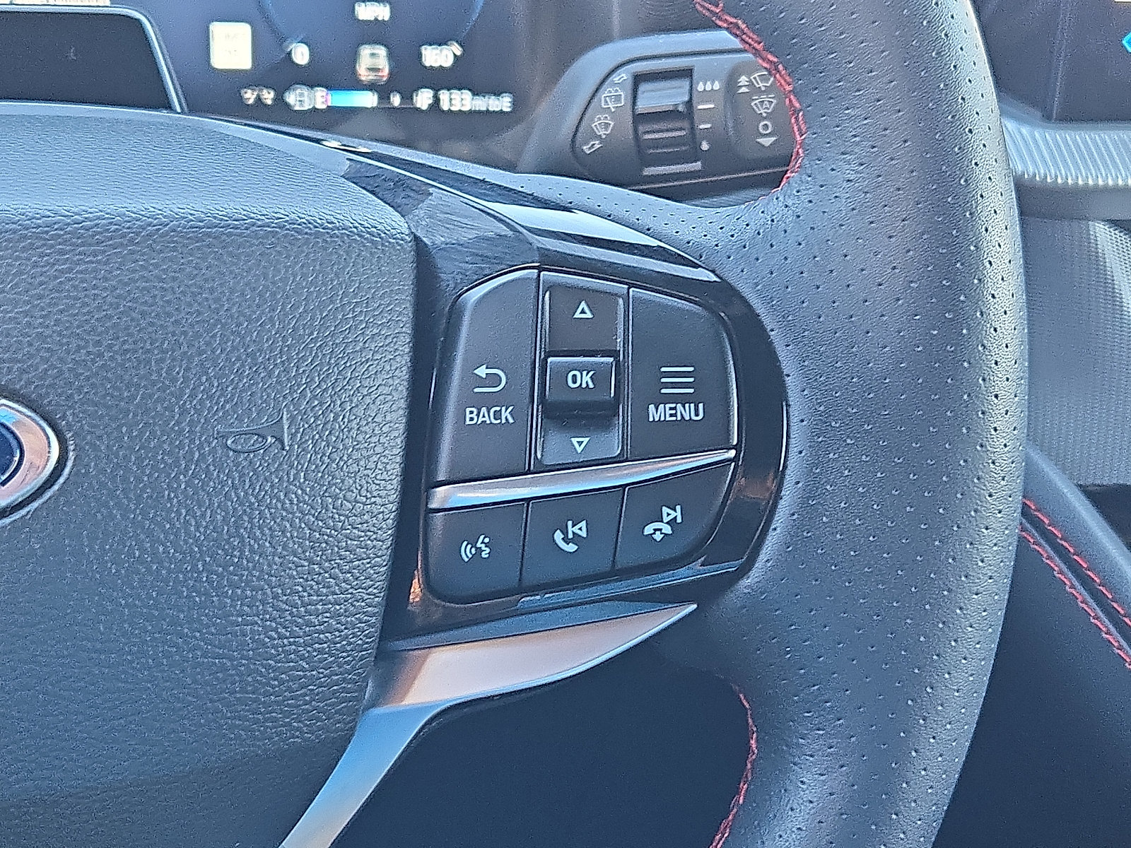 Certified 2025 Ford Explorer ST-Line w/ Premium Package AWD/4WD image 24