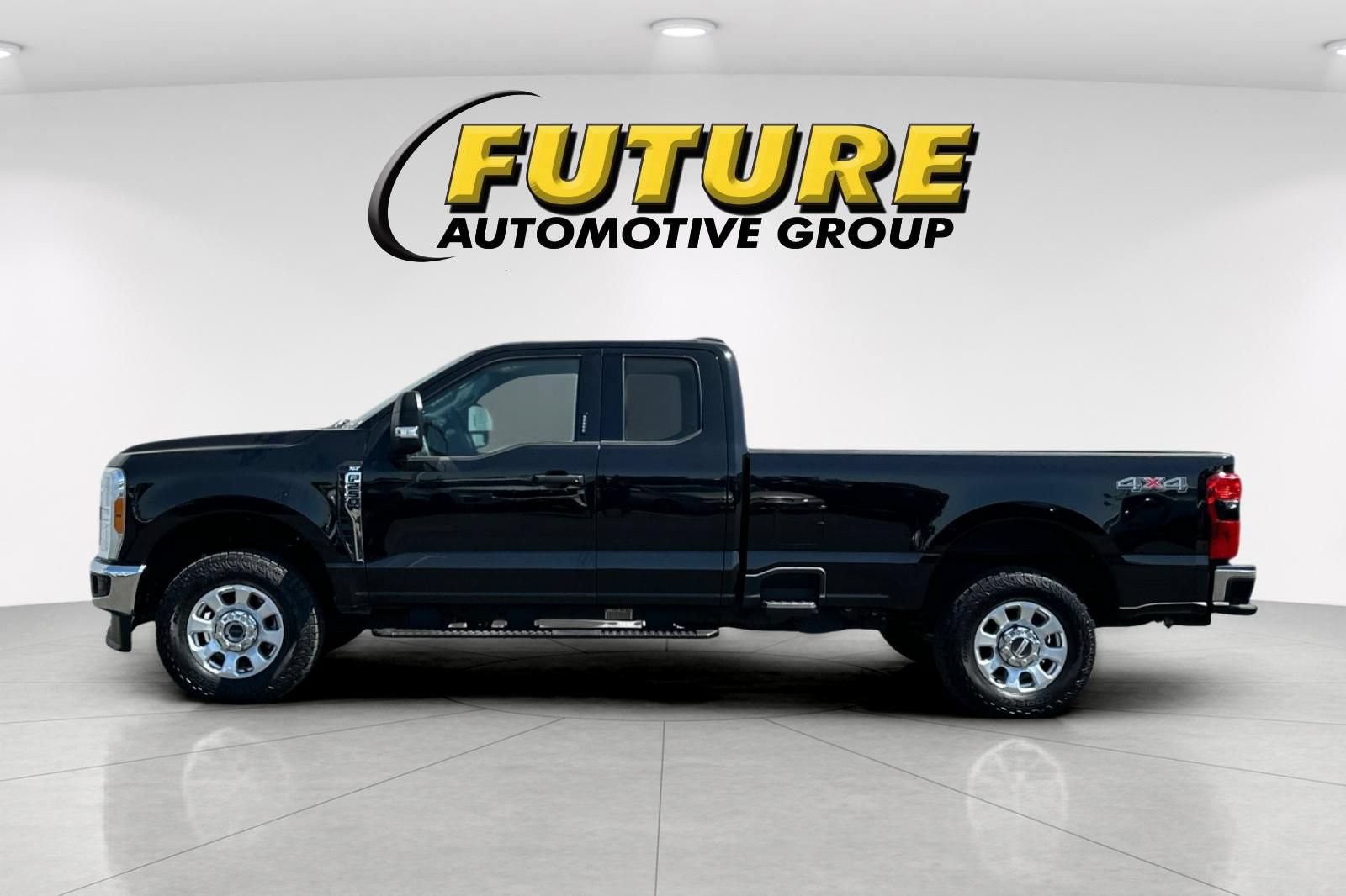 Certified 2023 Ford F250 XLT w/ 360-Degree Camera Package AWD/4WD image 6