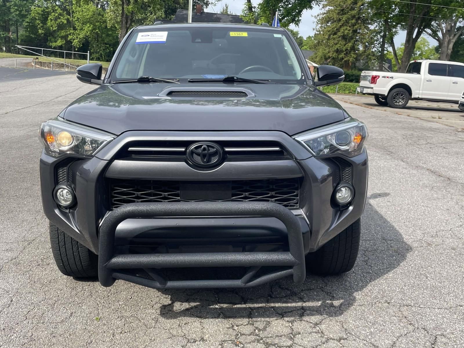 Used 2020 Toyota 4Runner Venture AWD/4WD image 9
