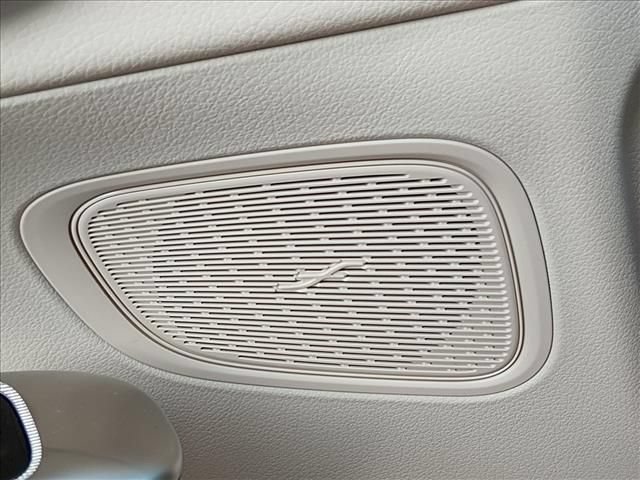 Used 2024 Mercedes-Benz GLC 300 4MATIC image 20