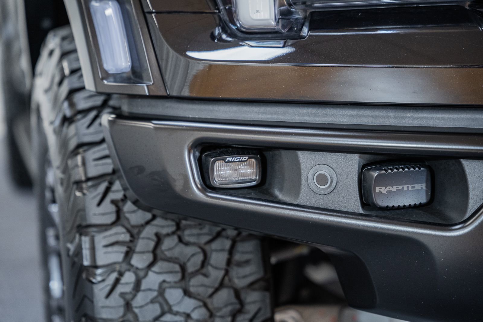 Certified 2025 Ford F150 Raptor w/ Equipment Group 803A Raptor R image 17